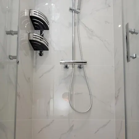 Le Refuge - Appt Neuf A 10 Min De La 公寓 孔代特